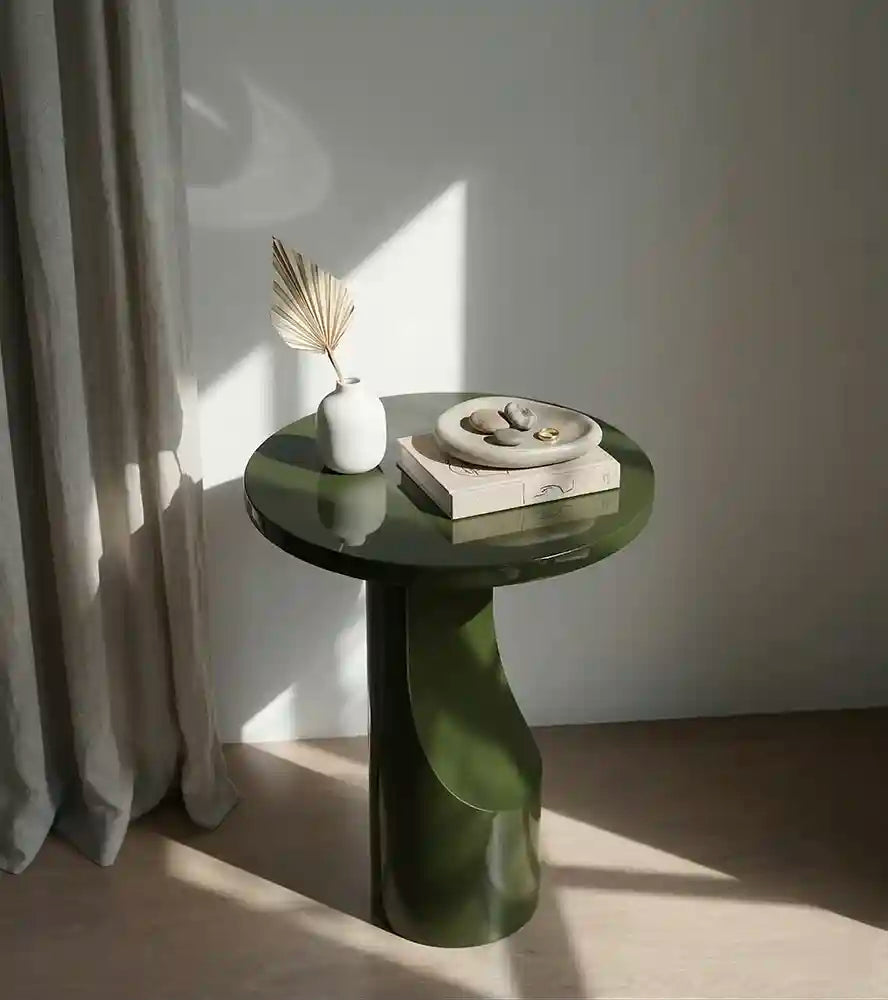 Mesa Alia auxiliar redonda de microcemento verde