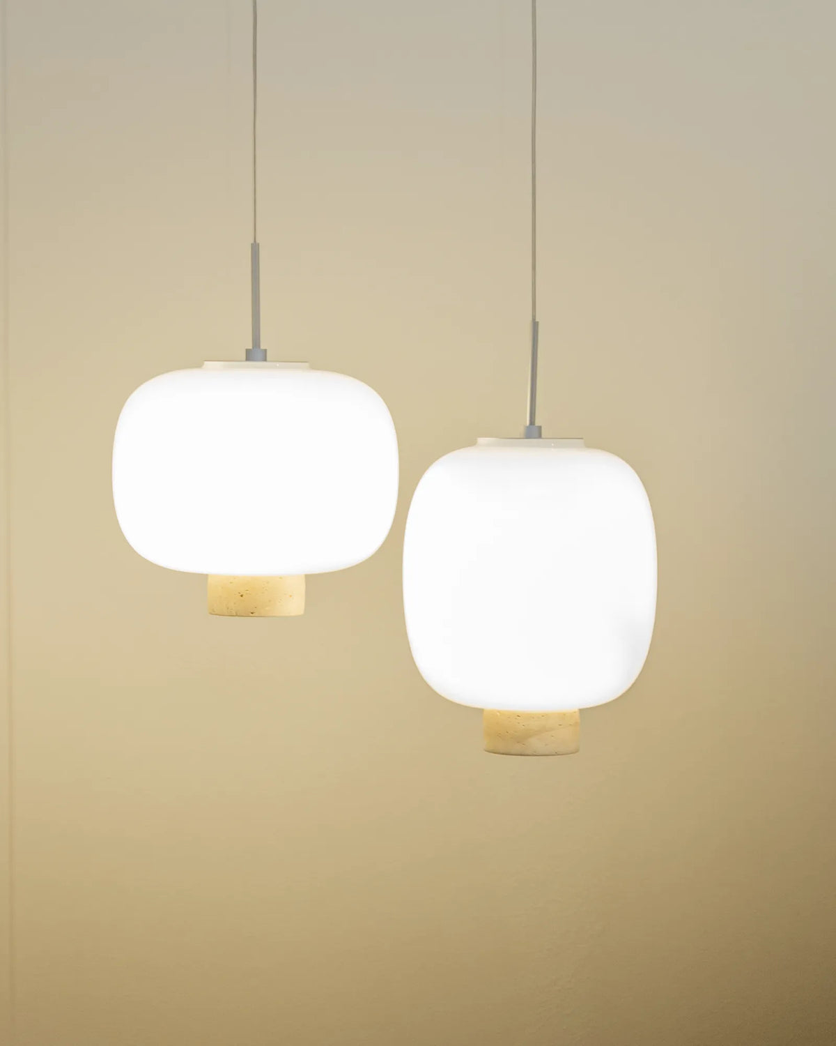 Lámpara techo colgante salón comedor cristal mediana artesanal ovalada Alma