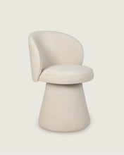 Chaise de salle à manger pivotante tapissée en Vita Beige Aura