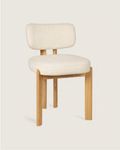 Silla cómoda comedor nórdica tapizada madera fresno maciza patas de madera Jade