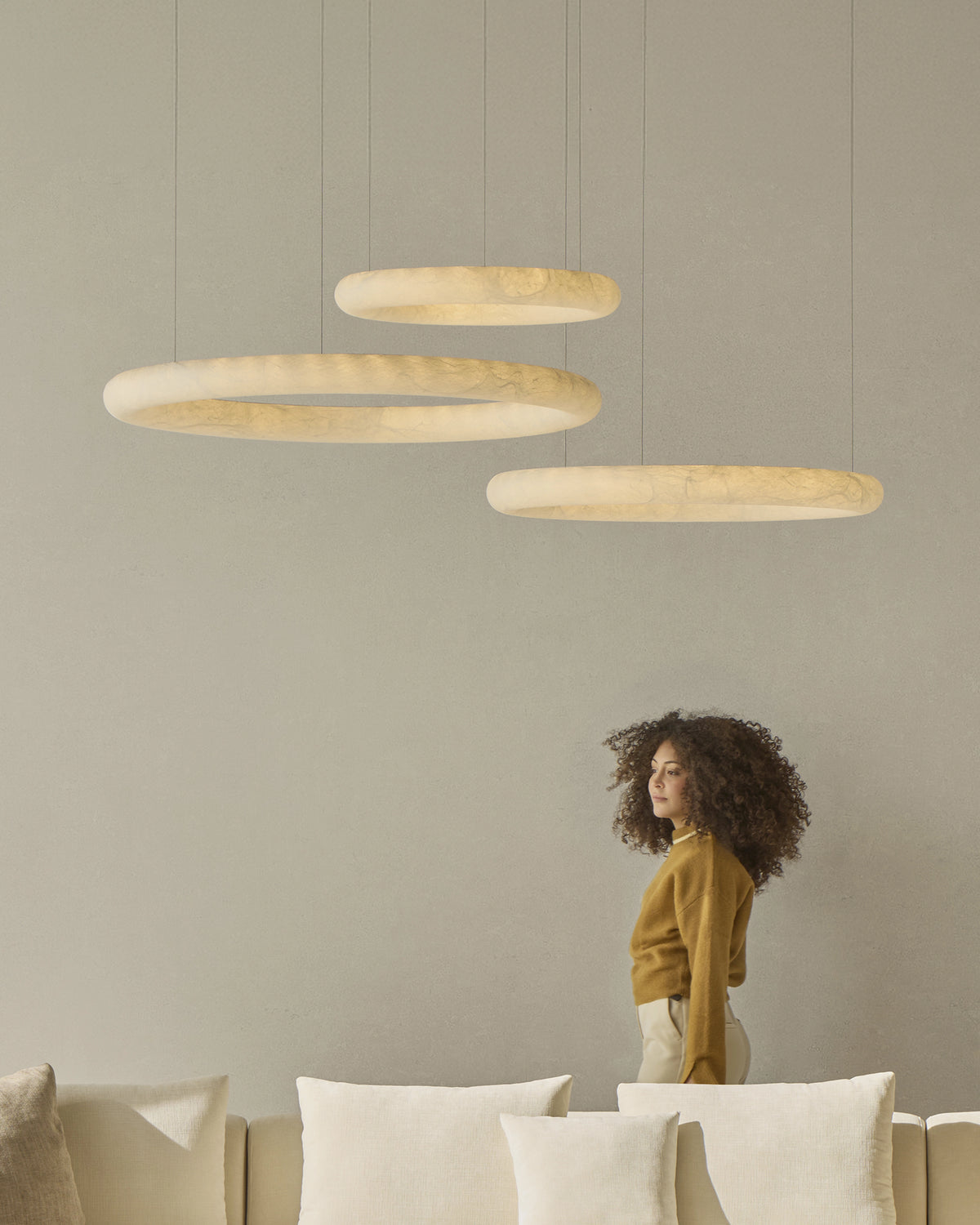 Lámpara techo colgante salón comedor seda natural grade artesanal circular Halo