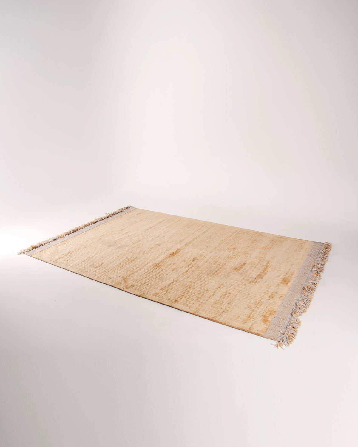 Alfombra de Lana con flecos color mostaza de 170 x 240 Liva