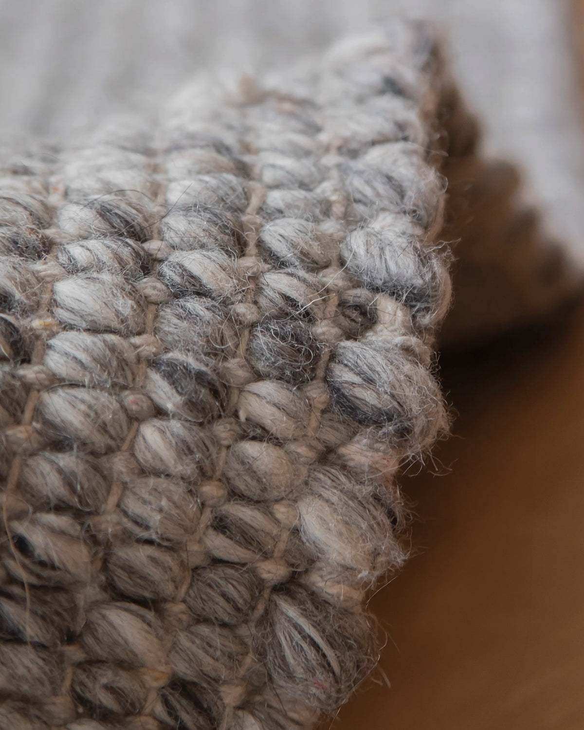 Birma wool and polyester rug