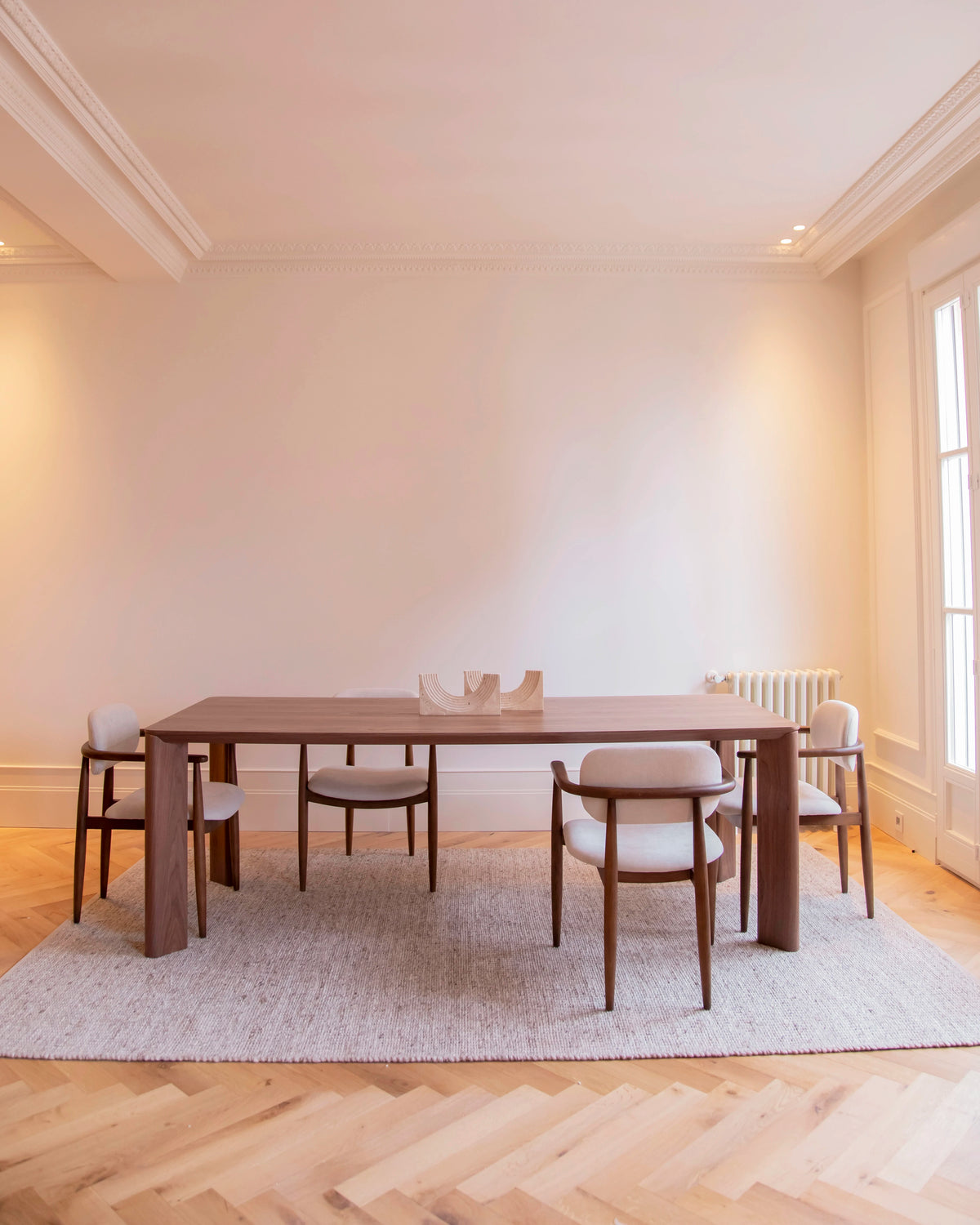 Mayra rectangular dining table in different wood finishes