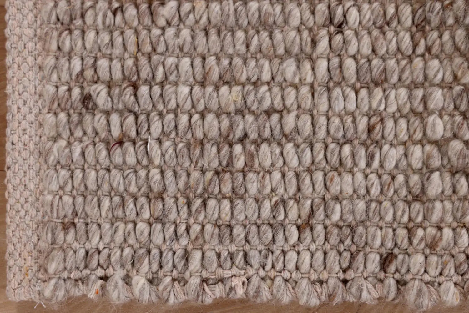 Birma wool and polyester rug