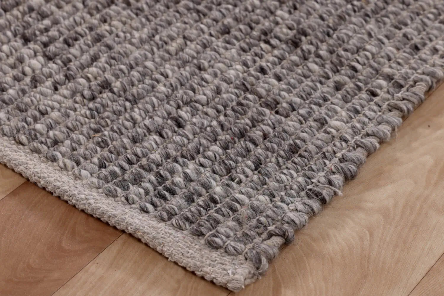 Birma wool and polyester rug