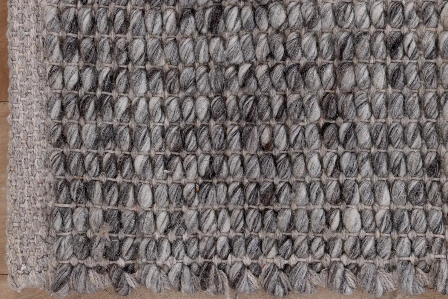 Birma wool and polyester rug