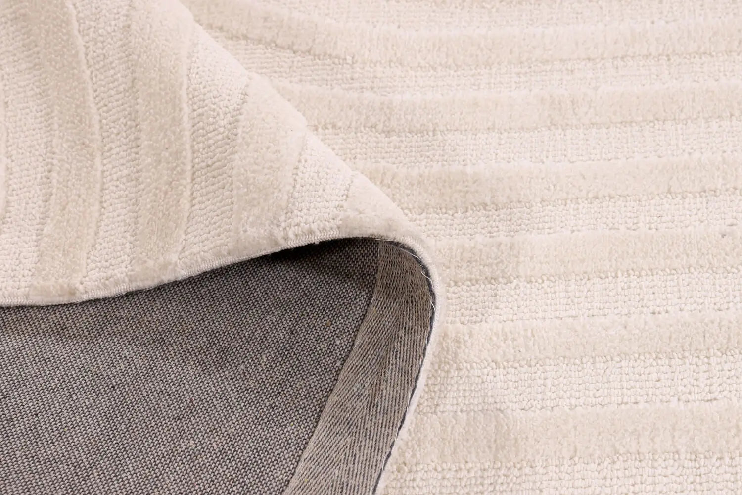 Isola polyester carpet