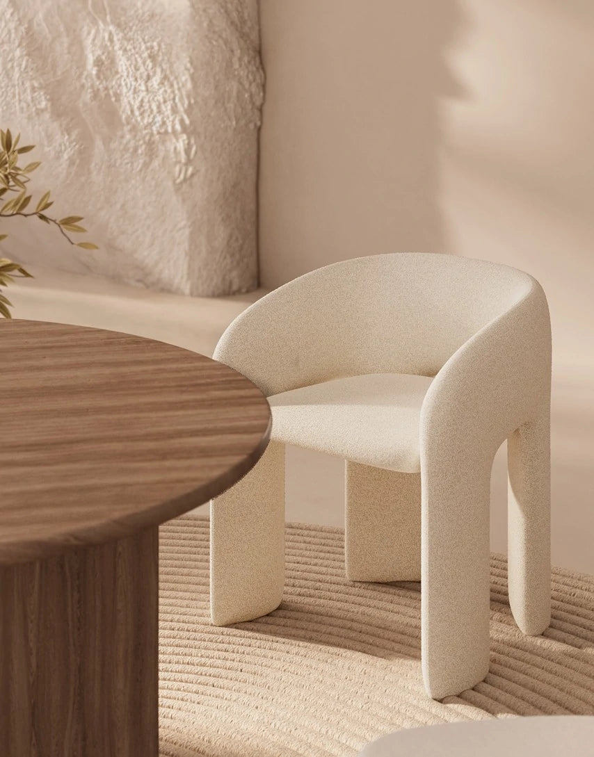 Silla Vera en tapicería dolmen creme
