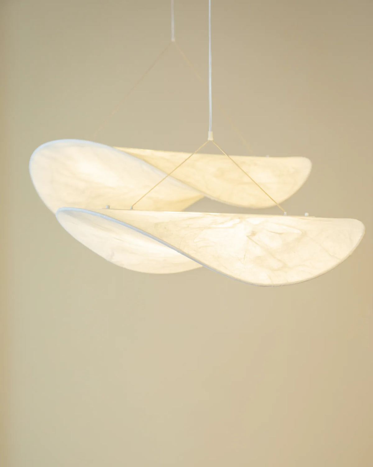 Suspension Mobula 80 × 62 × 18 cm