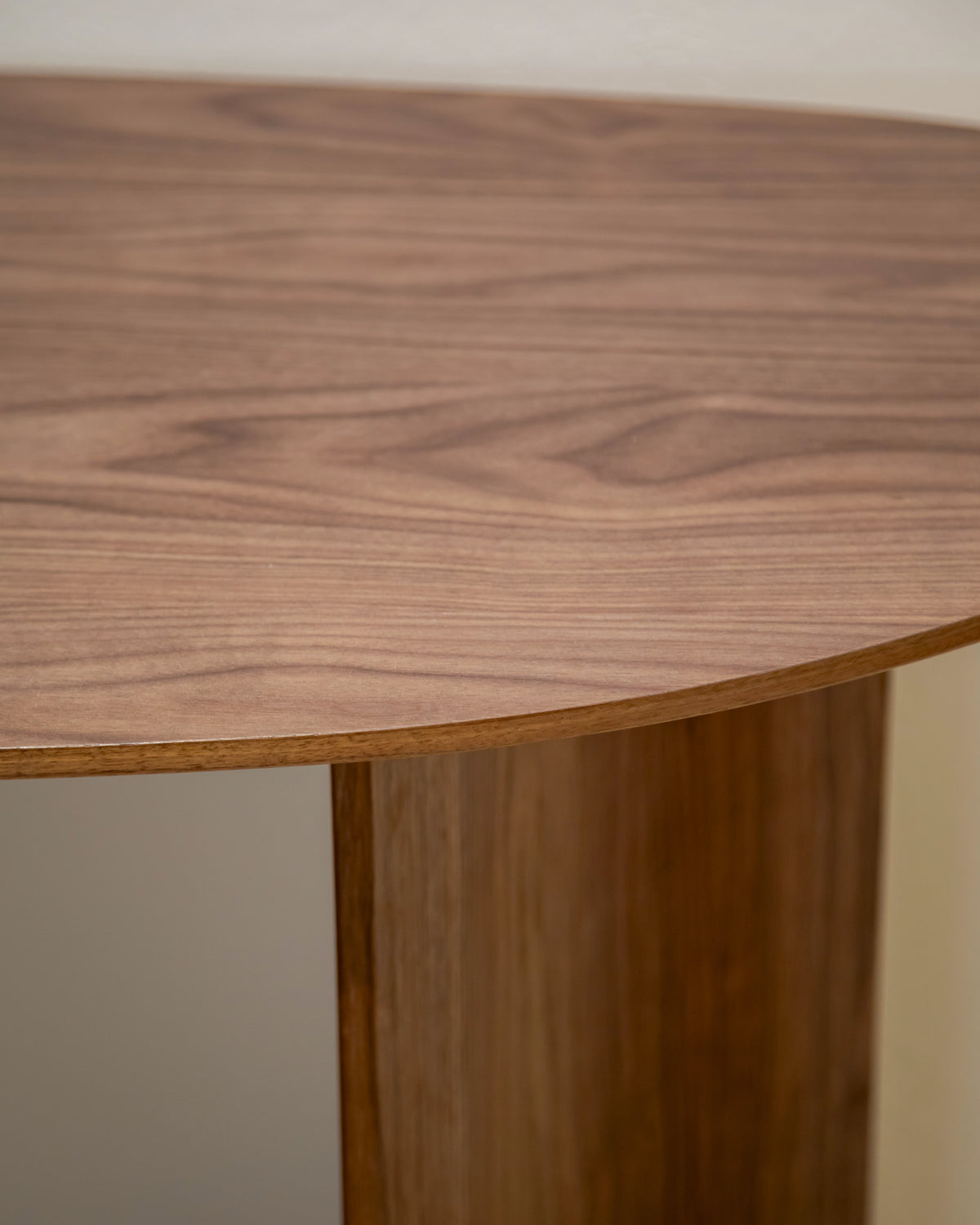 Brisa console table in different wood finishes