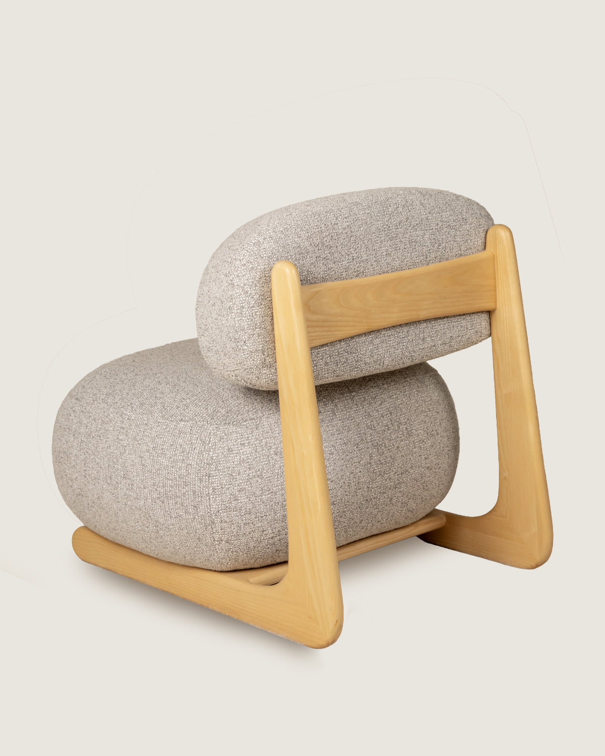 Mare armchair in ash with dolmen creme and dolmen ceniza upholstery
