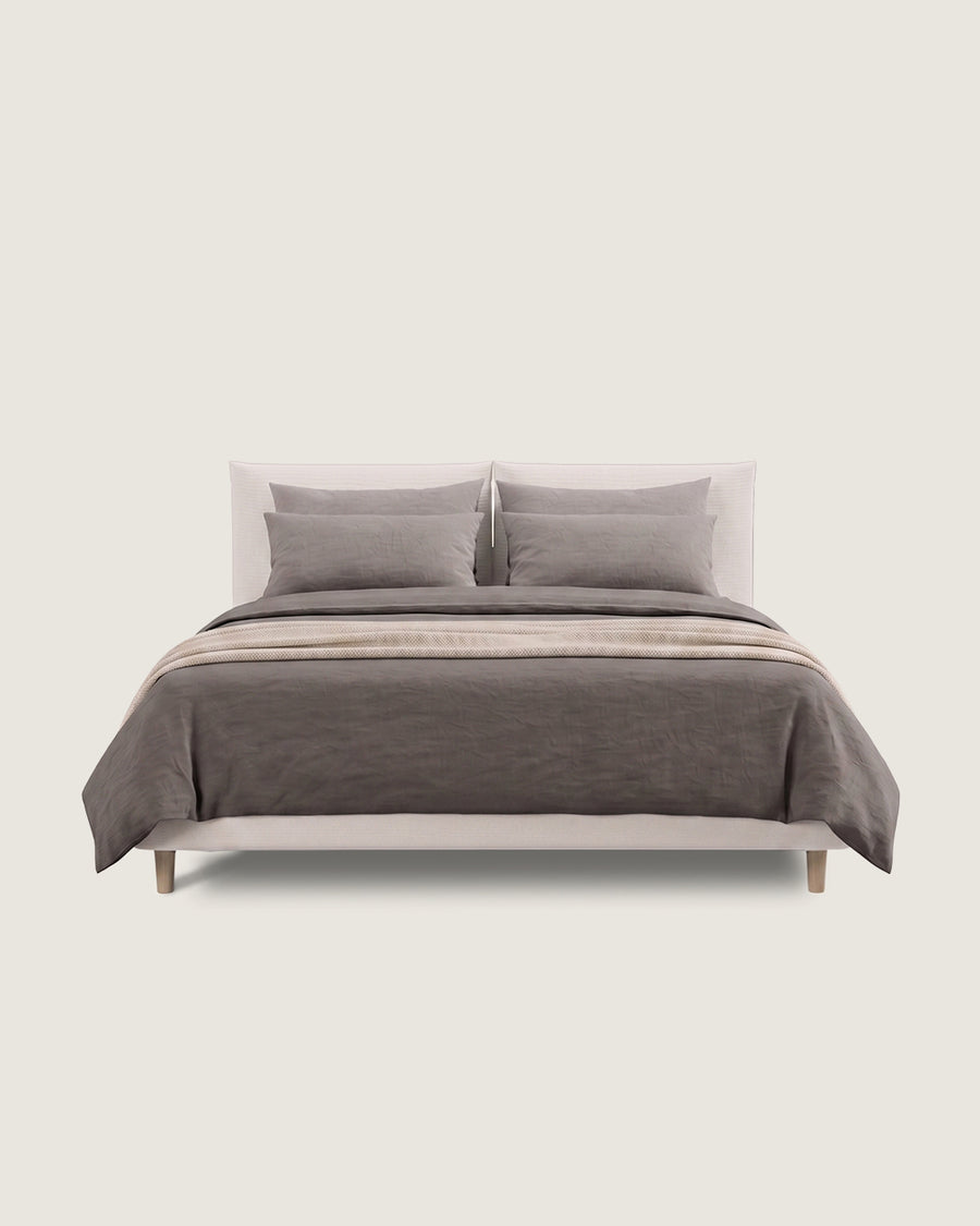 Delos bed with custom upholstery for 180 x 200 cm mattress