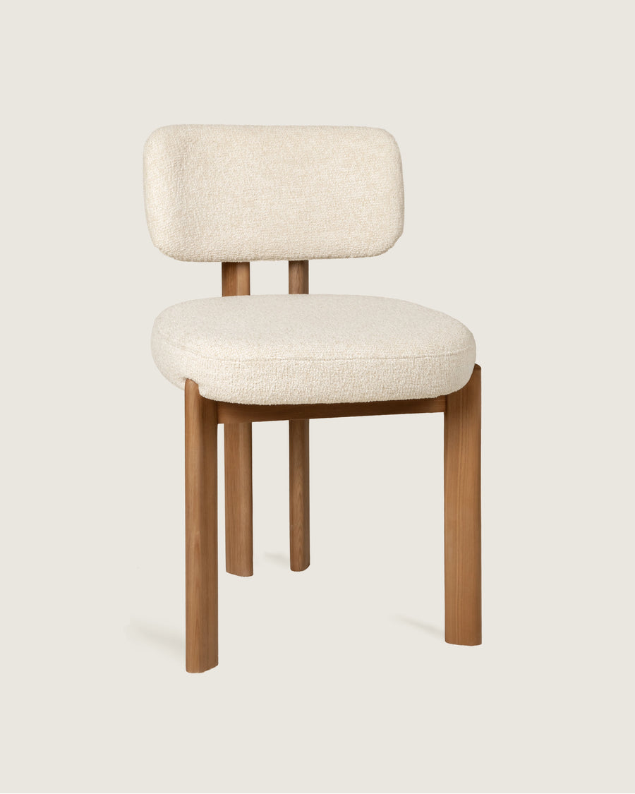 cómoda comedor nórdica tapizada madera nogal maciza patas de madera Jade