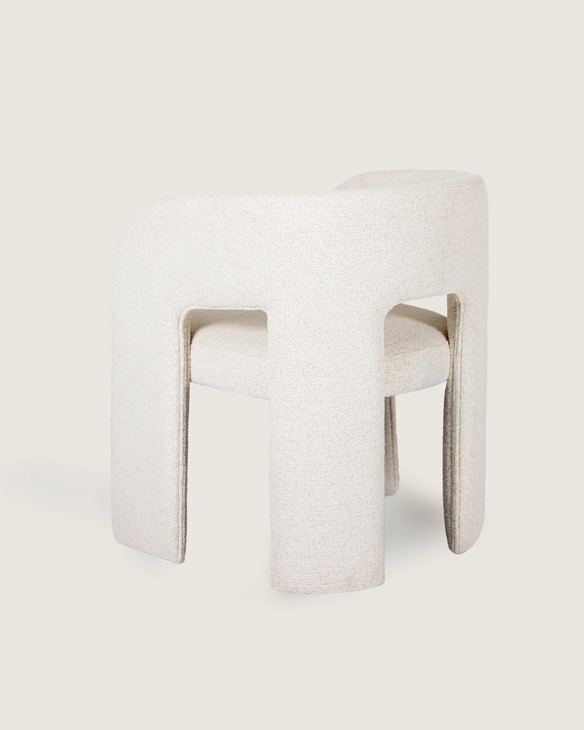 Silla cómoda comedor nórdica, tapizada Dolmen crem Vera