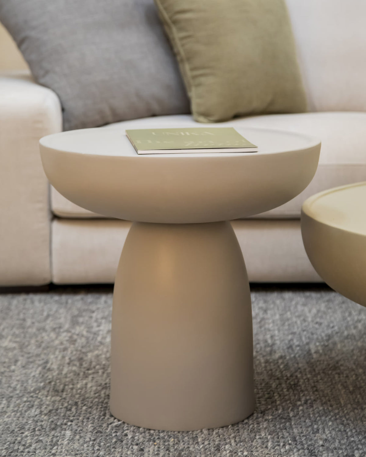 Table d'appoint ronde en microciment Rin