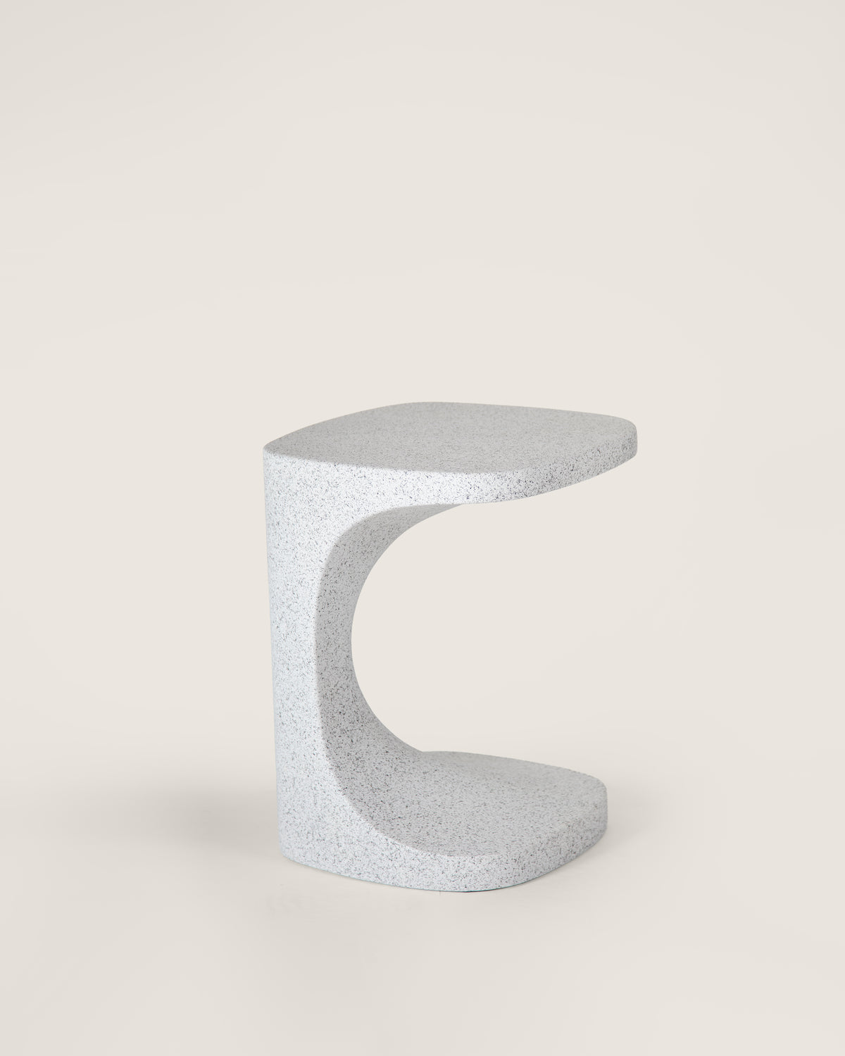 Mesa auxiliar cuadrada 39x39 en microterrazo Flint