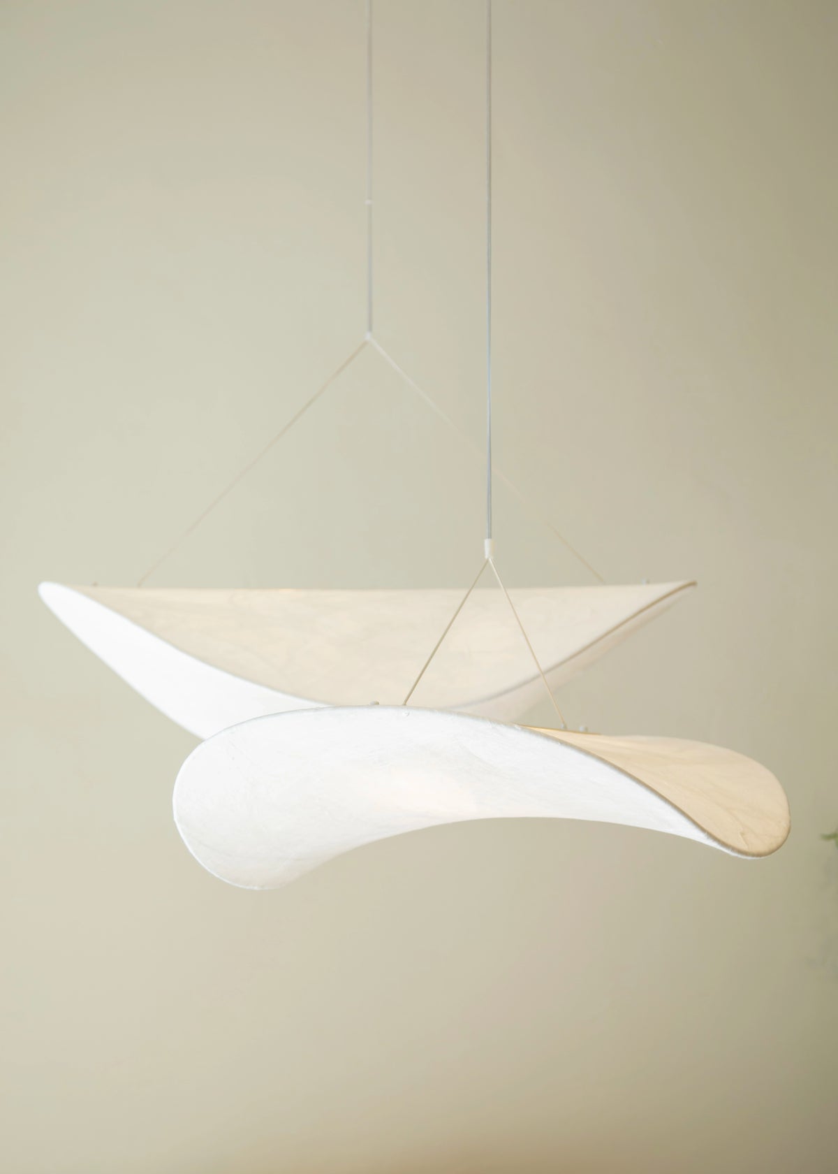 Suspension Mobula 80 × 62 × 18 cm