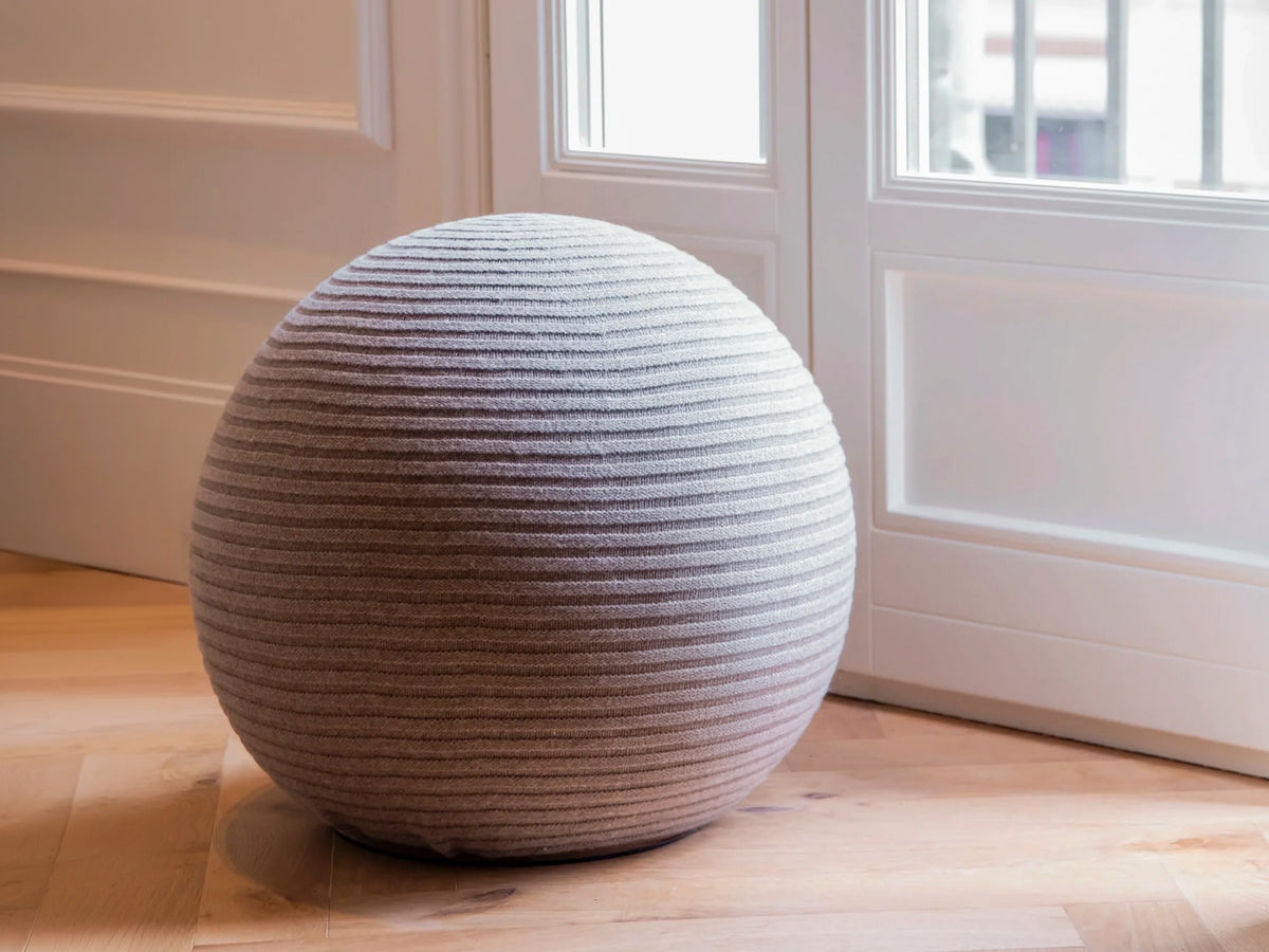 Poufs and Footrests